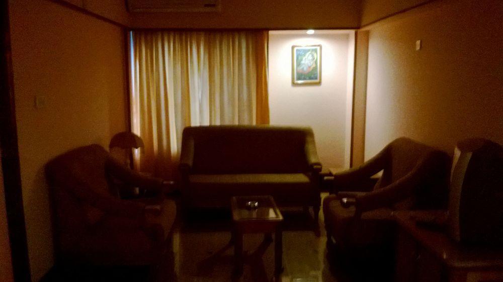Mayura Residency Guruvāyūr Екстериор снимка