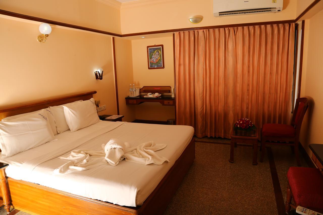 Mayura Residency Guruvāyūr Стая снимка