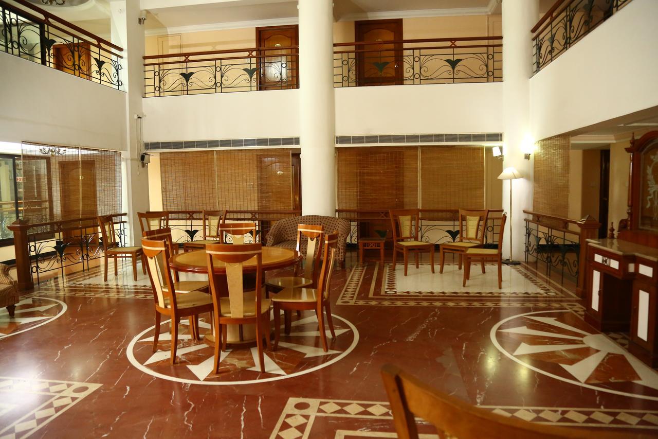 Mayura Residency Guruvāyūr Екстериор снимка