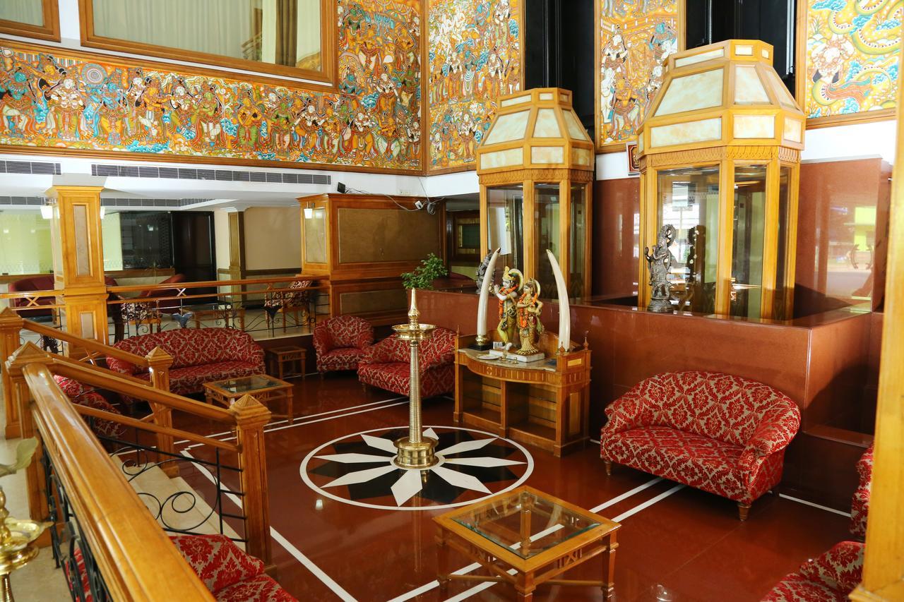 Mayura Residency Guruvāyūr Екстериор снимка
