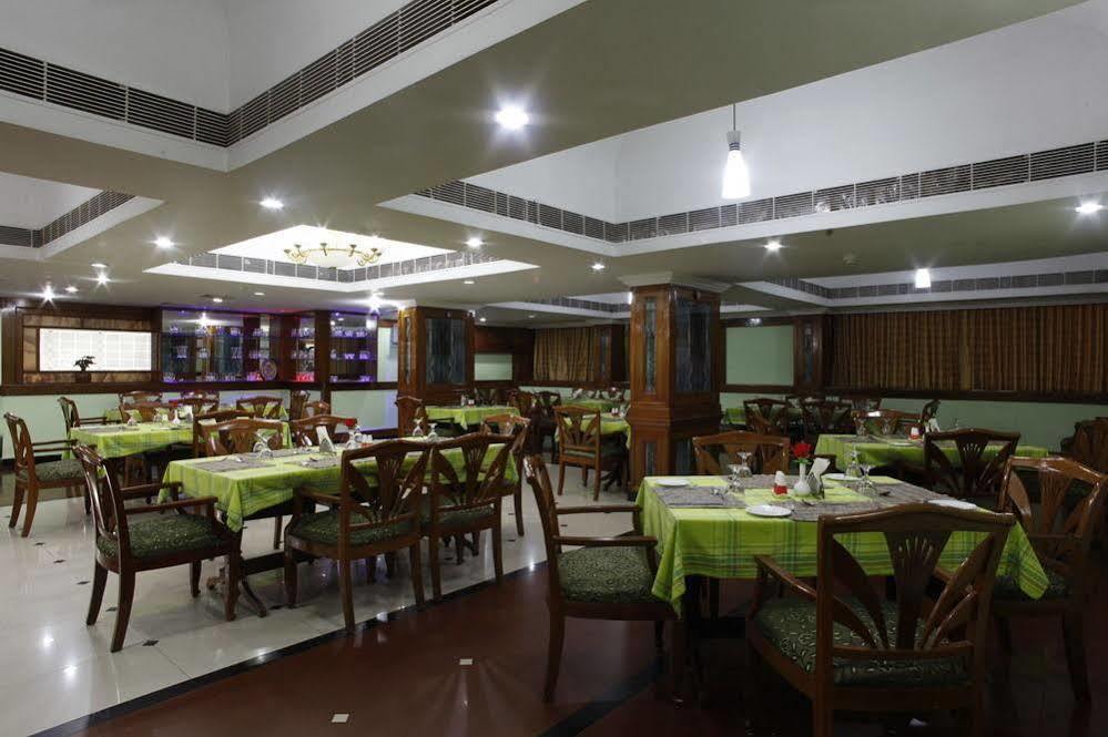 Mayura Residency Guruvāyūr Екстериор снимка