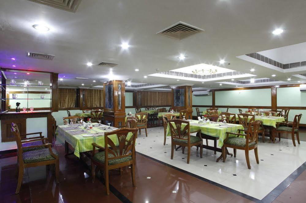 Mayura Residency Guruvāyūr Екстериор снимка